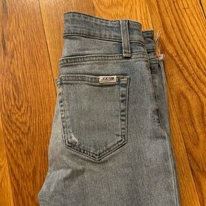 Joe’s Jeans Light Wash Jeans - LIKE NEW